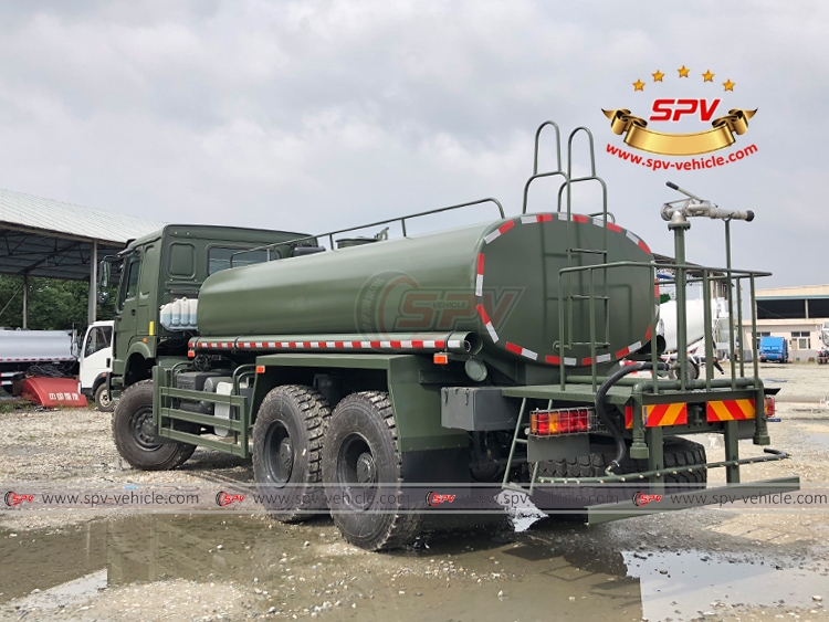 6X6 Water Sprinker Truck Sinotruk - LB
